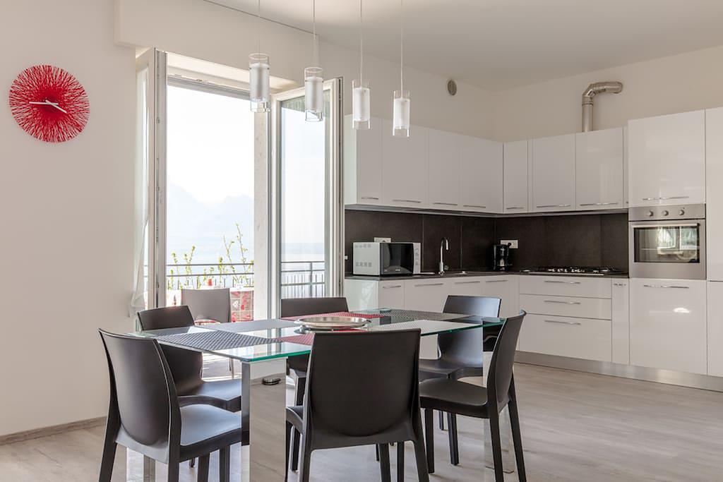 Cosy Torri Apartments Тори дел Бенако Екстериор снимка
