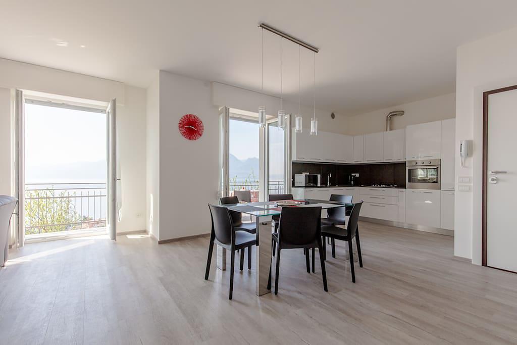 Cosy Torri Apartments Тори дел Бенако Екстериор снимка