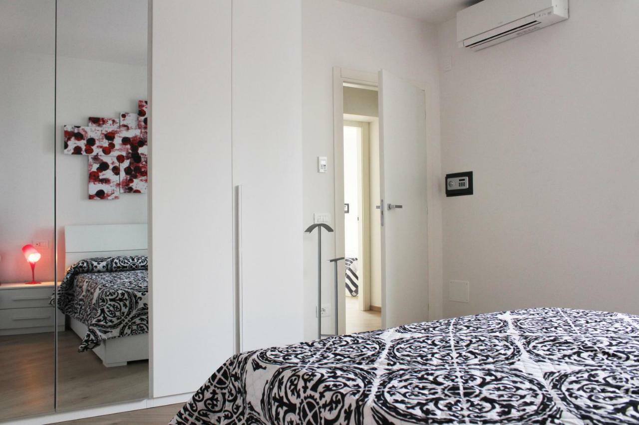 Cosy Torri Apartments Тори дел Бенако Екстериор снимка